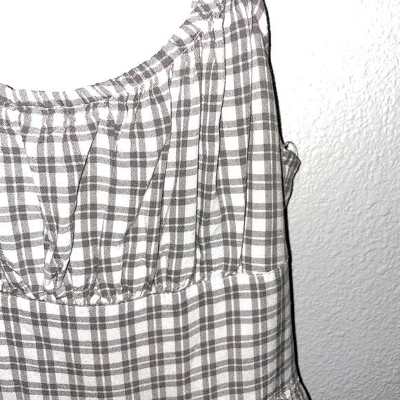 Plaid Hollister Romper - Picture 3 of 6